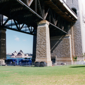 sydney harbor bridge