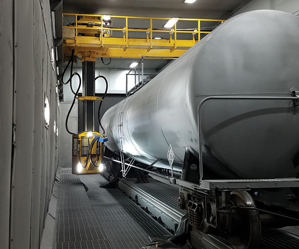blast room with robotic arm